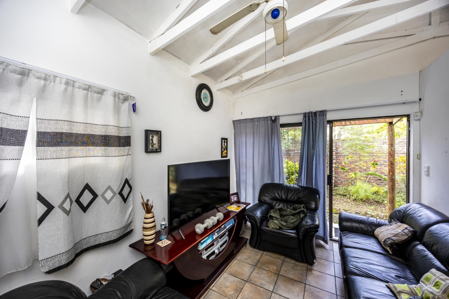4 Bedroom Property for Sale in Nahoon Valley Park Eastern Cape